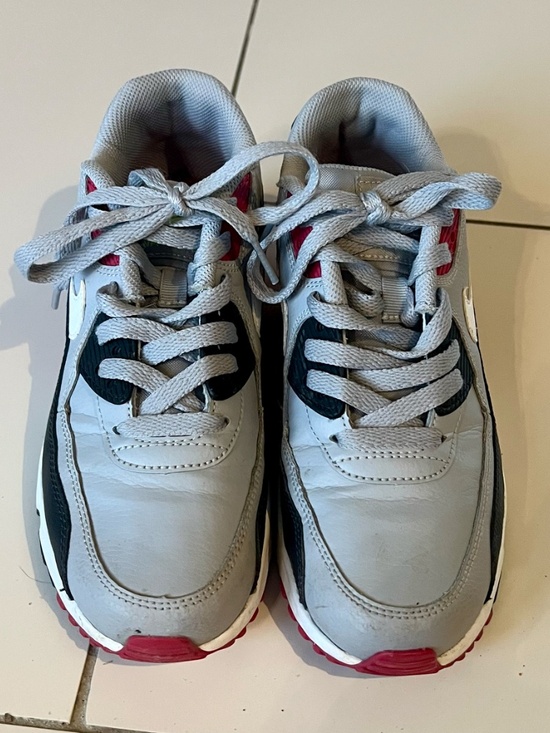 Nike Air Max Sneakers White Grey Pink | Size 5Y (Women’s 6.5–7) - Picture 4 of 5